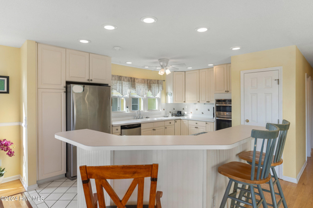 6701 Loggerhead Ct Oak Island, NC 28465