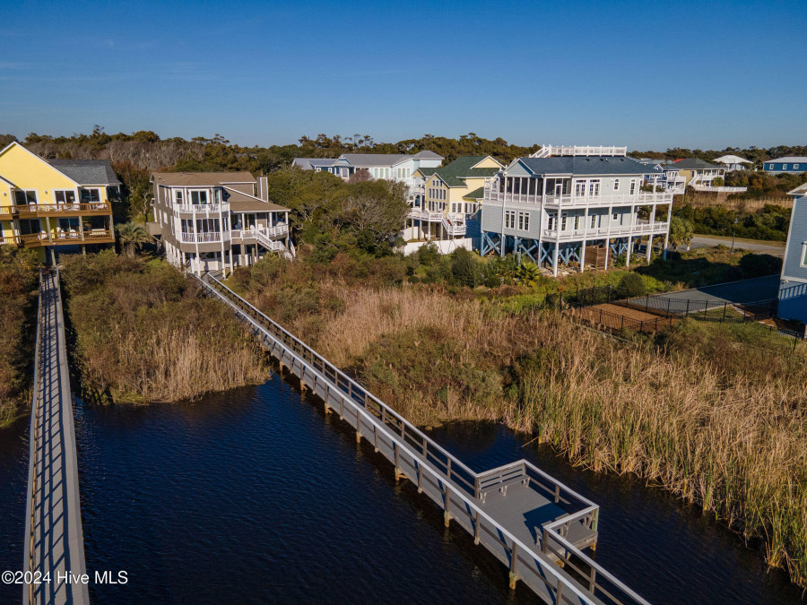 6701 Loggerhead Ct Oak Island, NC 28465