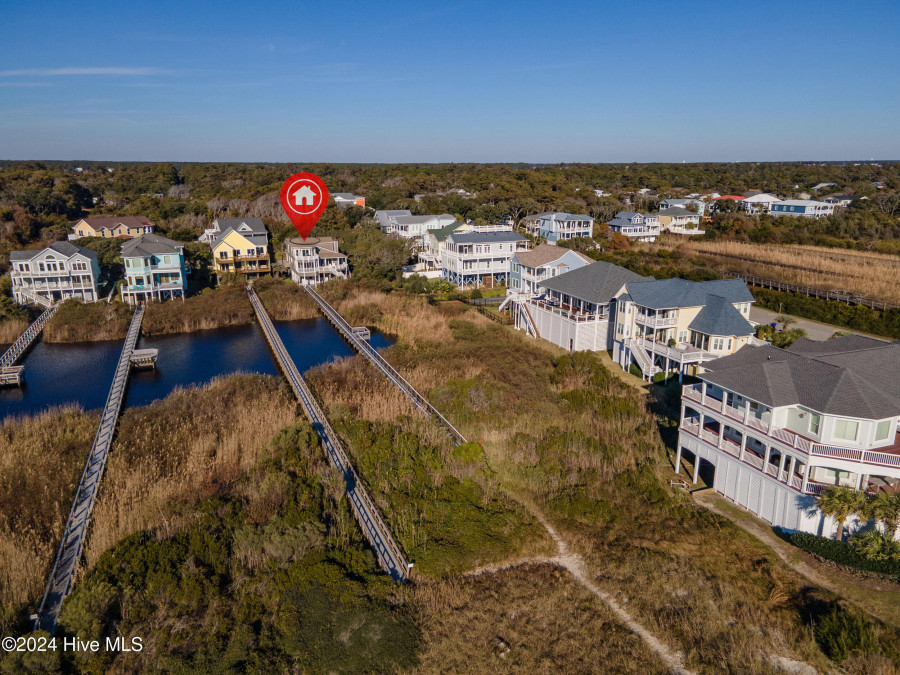 6701 Loggerhead Ct Oak Island, NC 28465