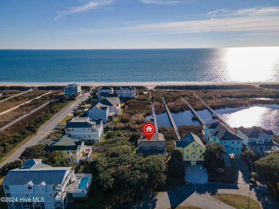 6701 Loggerhead Ct Oak Island, NC 28465