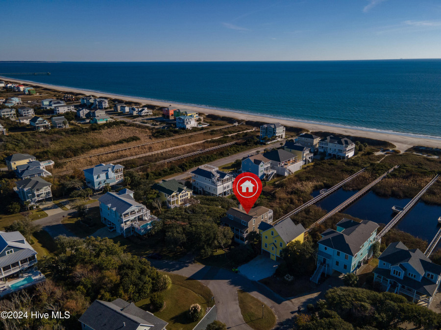 6701 Loggerhead Ct Oak Island, NC 28465