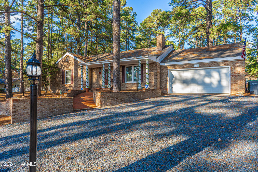 35 Hillcrest Rd Pinehurst, NC 28374