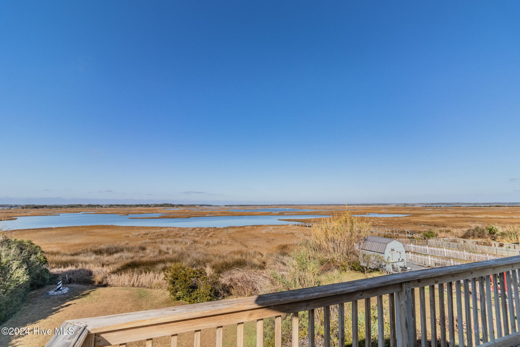 127 Sea Gull Ln North Topsail Beach, NC 28460