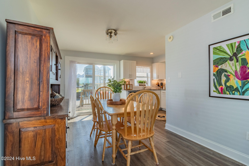 127 Sea Gull Ln North Topsail Beach, NC 28460