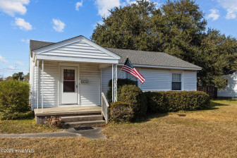 905 20th St Morehead City, NC 28557