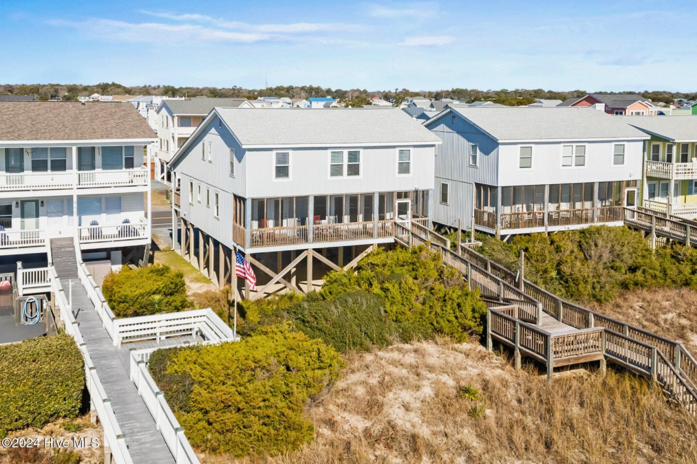 943 Ocean Blvd Holden Beach, NC 28462