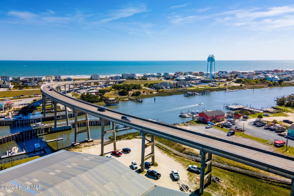 943 Ocean Blvd Holden Beach, NC 28462