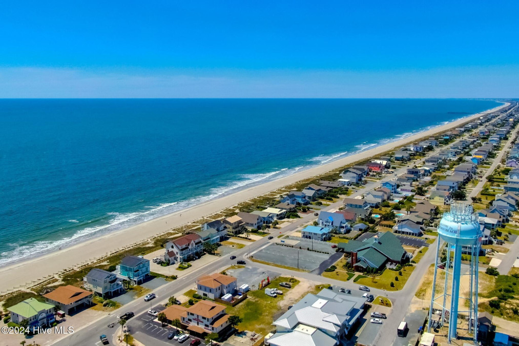 943 Ocean Blvd Holden Beach, NC 28462