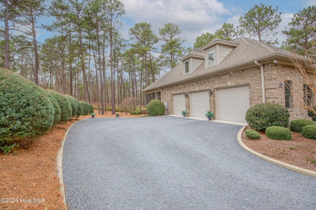 54 Kilbride Dr Pinehurst, NC 28374