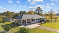 155 Teachs Cove Rd Bath, NC 27808