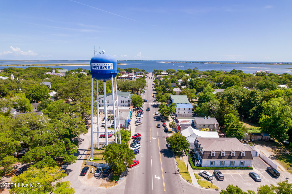 3853 Timber Stream Dr Southport, NC 28461