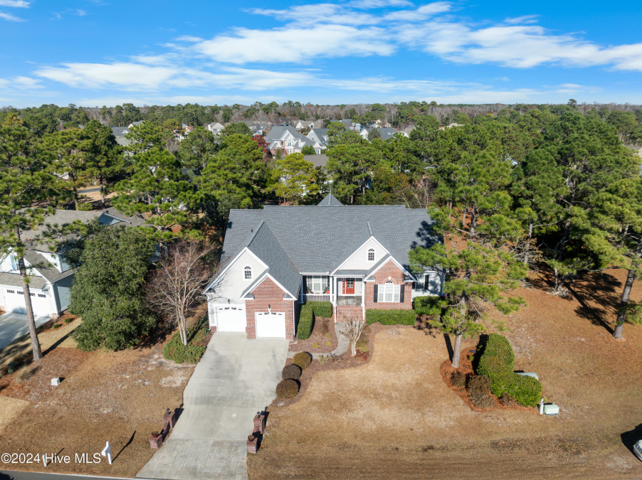 2472 St James Dr Southport, NC 28461