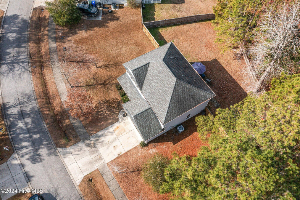 110 Roughleaf Trl Hampstead, NC 28443