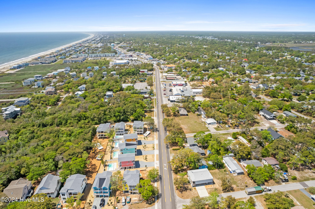 6603 Oak Island Dr Oak Island, NC 28465