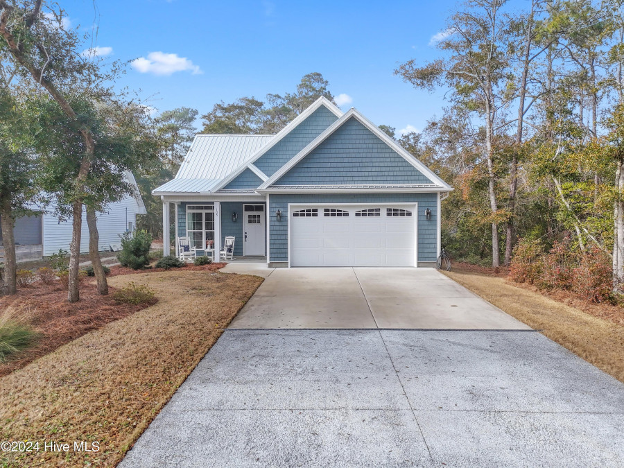 105 24th St Oak Island, NC 28465