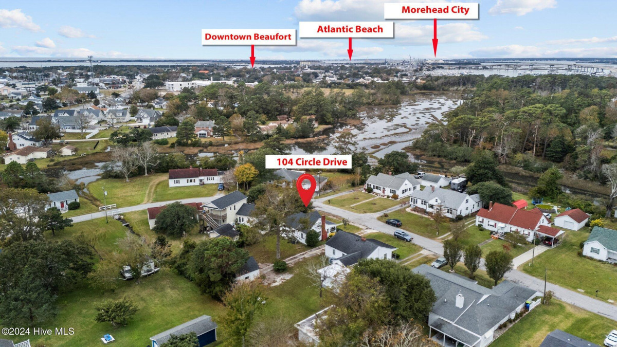 104 Circle Dr Beaufort, NC 28516