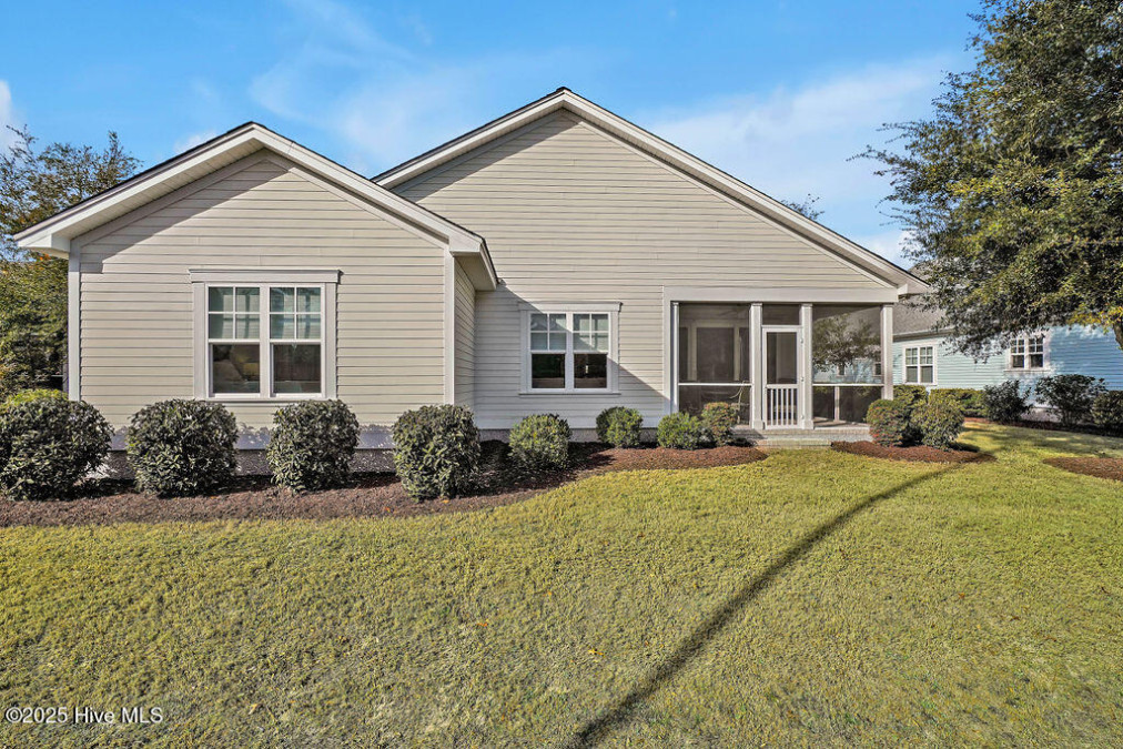 1010 Softwind Way Southport, NC 28461