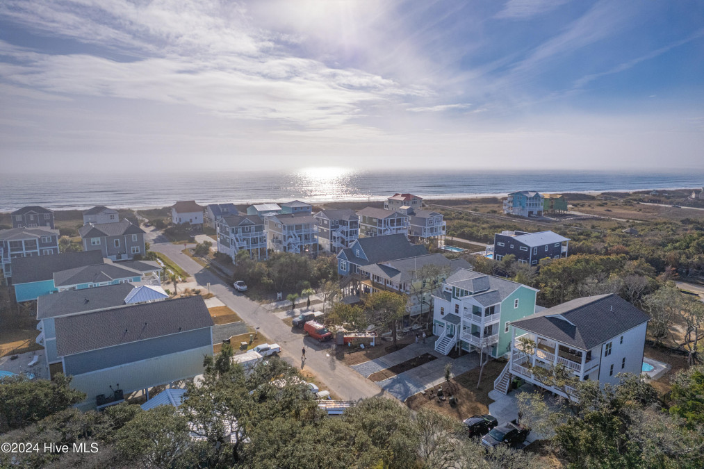 117 75th St Oak Island, NC 28465