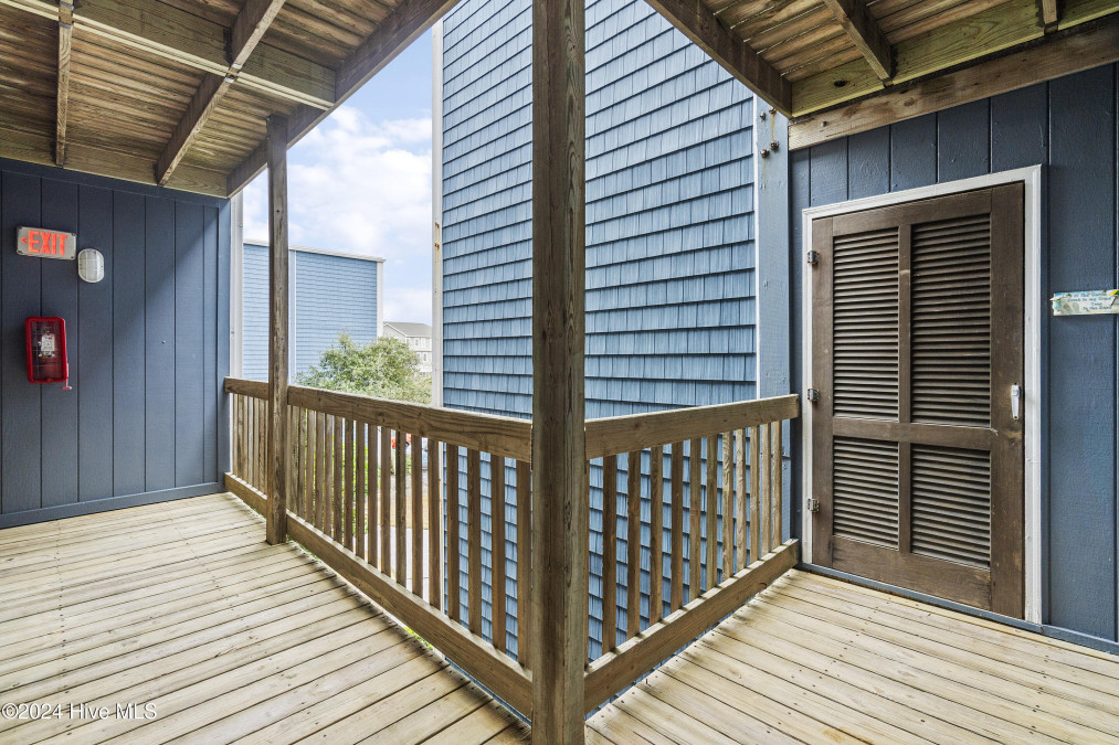 2174 New River Inlet Rd North Topsail Beach, NC 28460