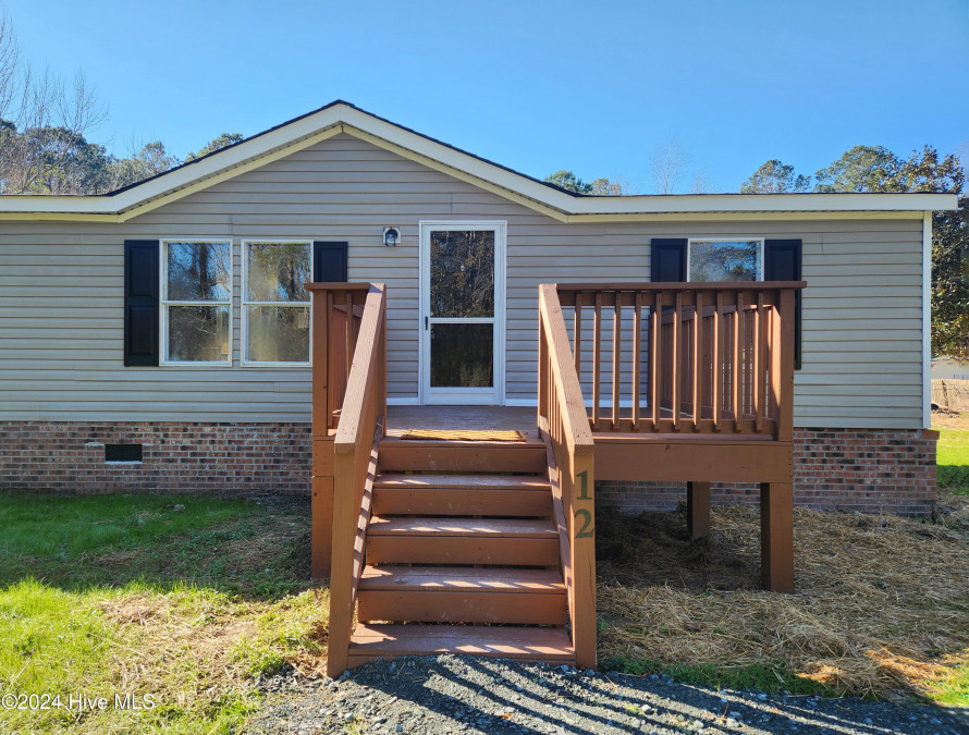 12 Cox St Bolivia, NC 28422