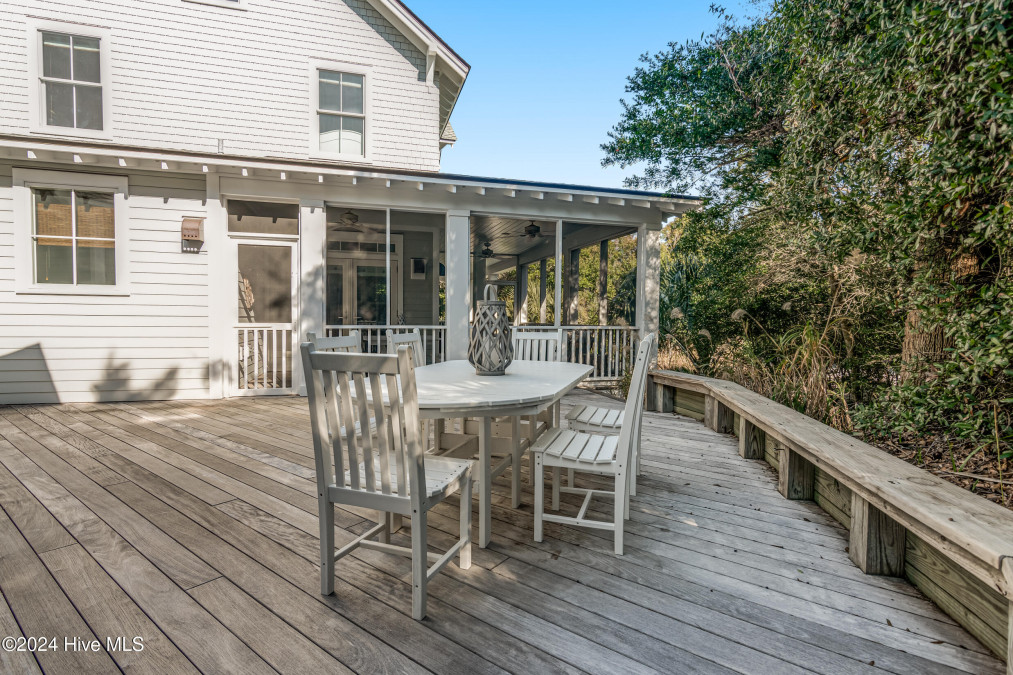 305 Beach Dr Bald Head Island, NC 28461