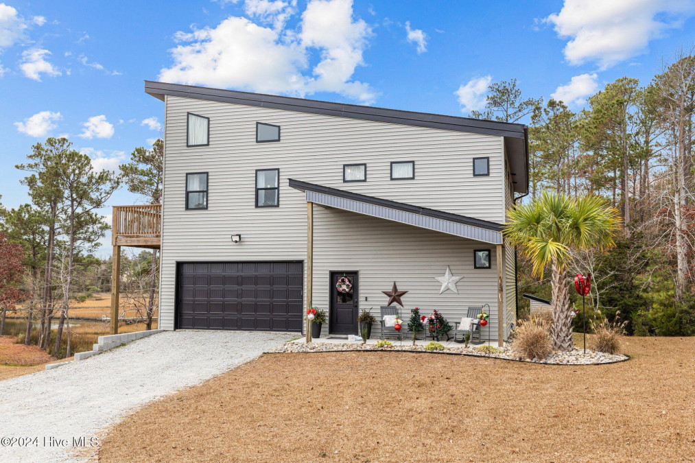 515 Harvest Pl Swansboro, NC 28584