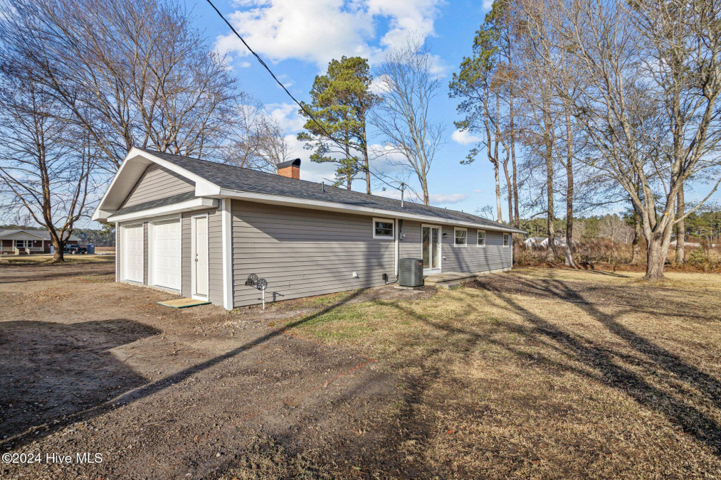 2081 Chandler Rd Vanceboro, NC 28586