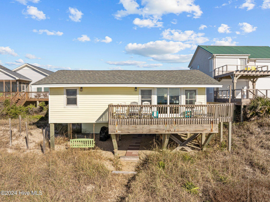 1617 Beach Dr Oak Island, NC 28465