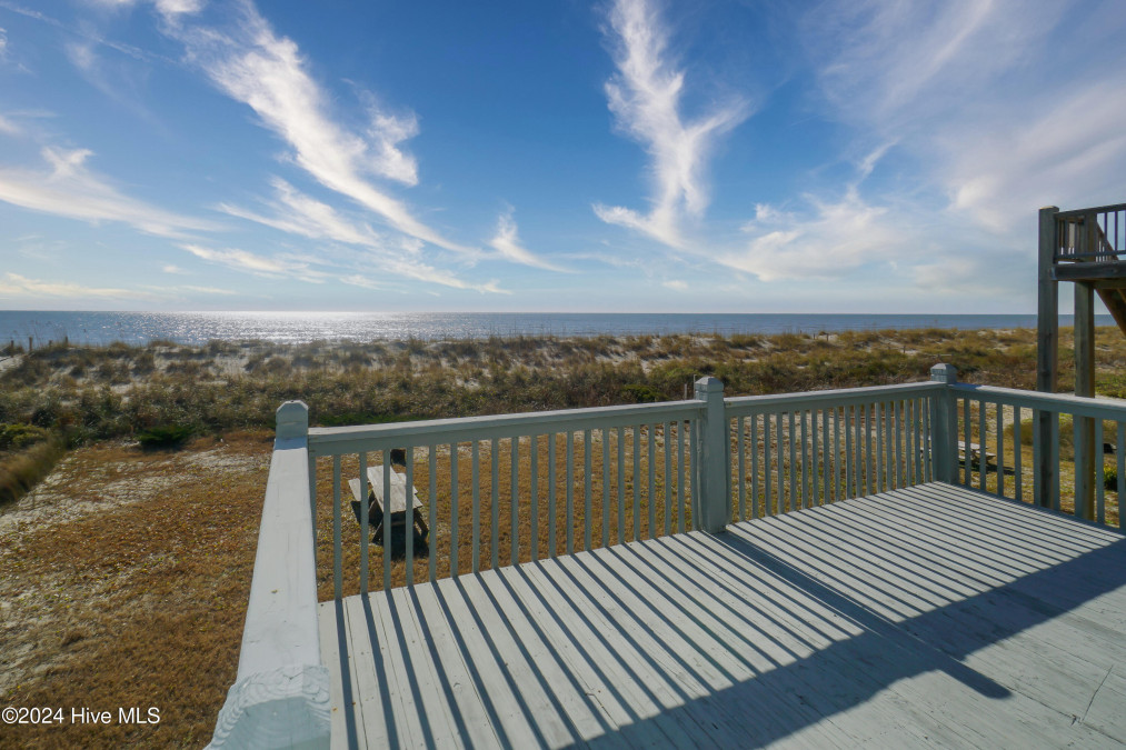 4021 Beach Dr Oak Island, NC 28465