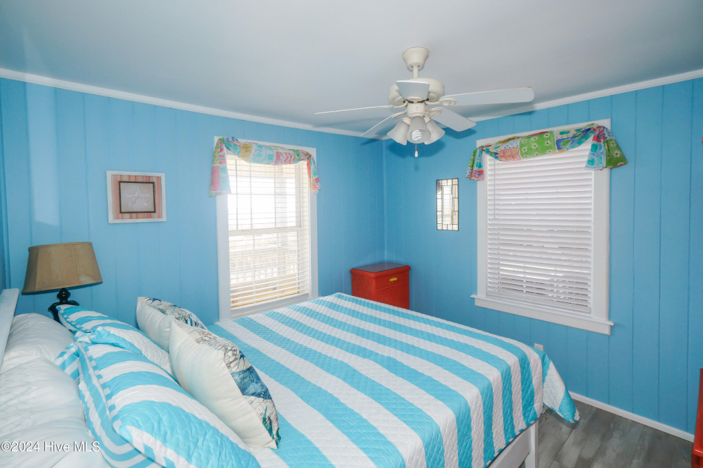 4021 Beach Dr Oak Island, NC 28465