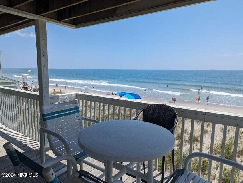 707 Pelican Ct Kure Beach, NC 28449