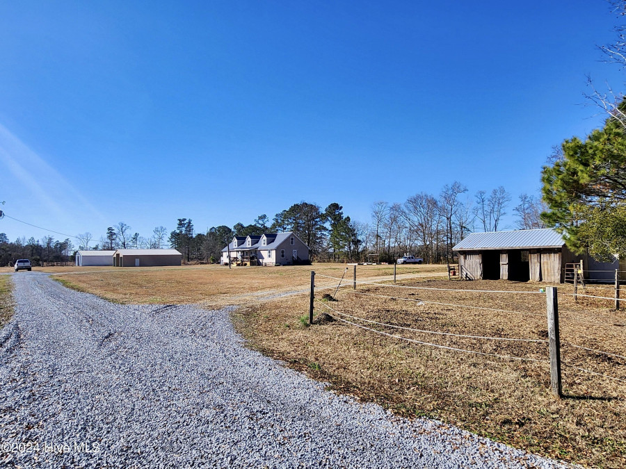 154 Briar Patch Ln Trenton, NC 28585