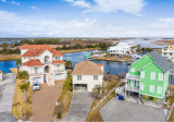 7120 7th St Surf City, NC 28445