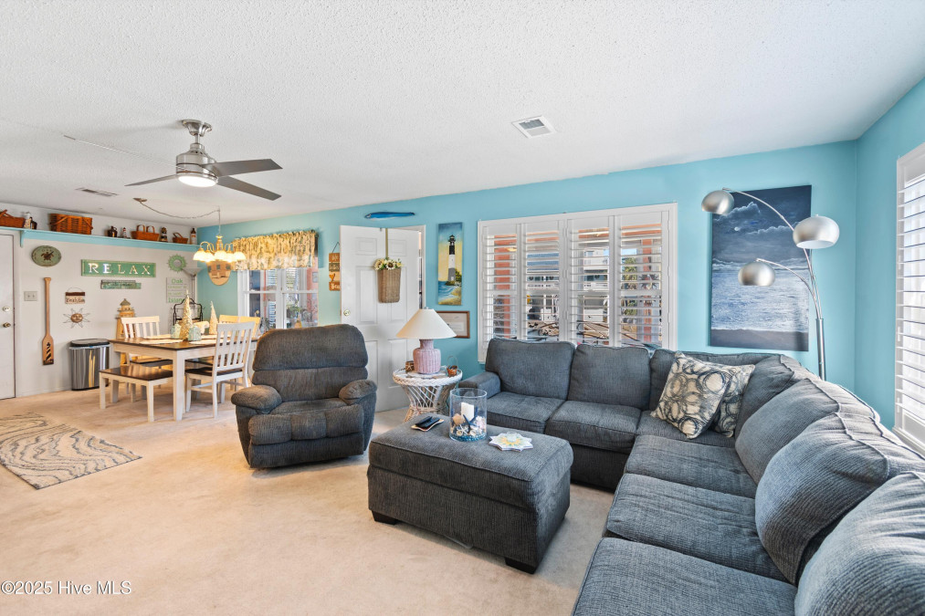 3617 Shoreline Dr Oak Island, NC 28465