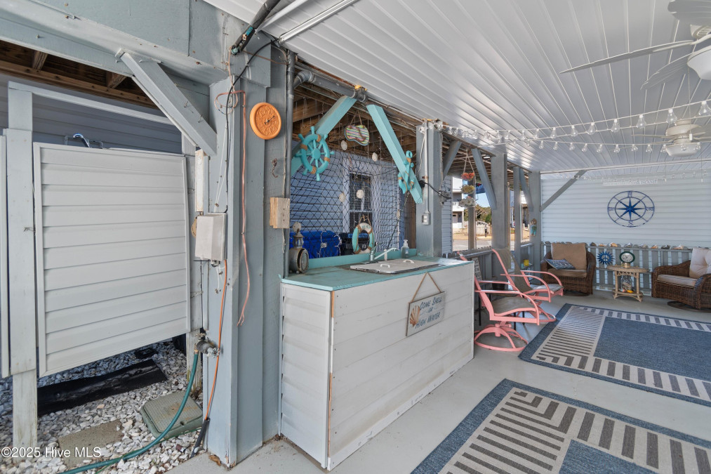 3617 Shoreline Dr Oak Island, NC 28465