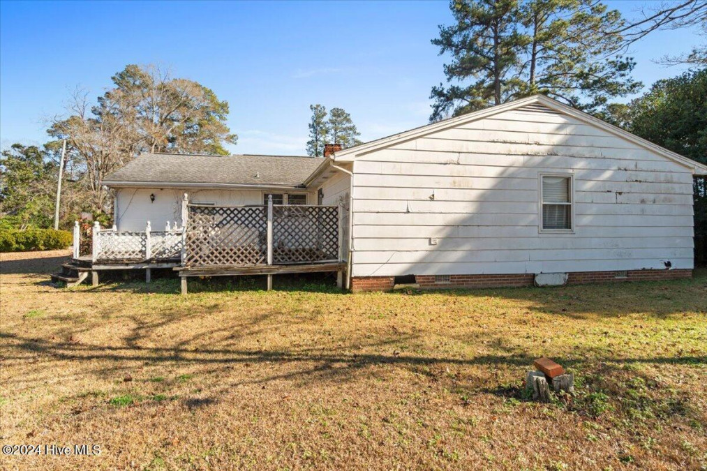 215 Garrell St Whiteville, NC 28472