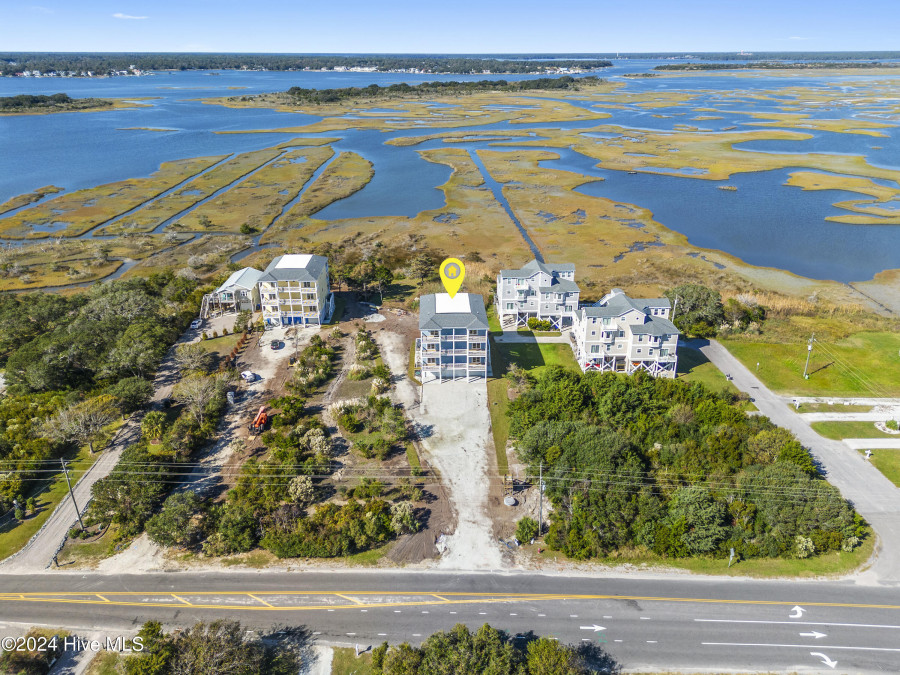 2083 New River Inlet Rd North Topsail Beach, NC 28460