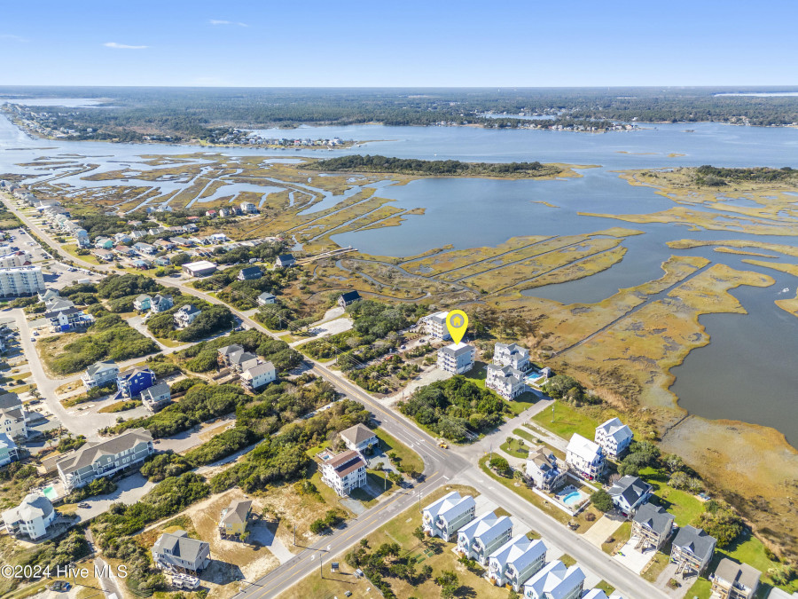 2083 New River Inlet Rd North Topsail Beach, NC 28460