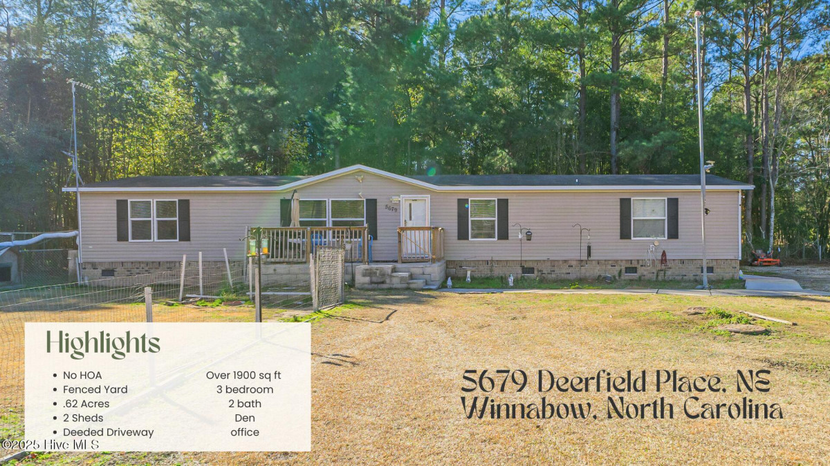 5679 Deerfield Pl Winnabow, NC 28479