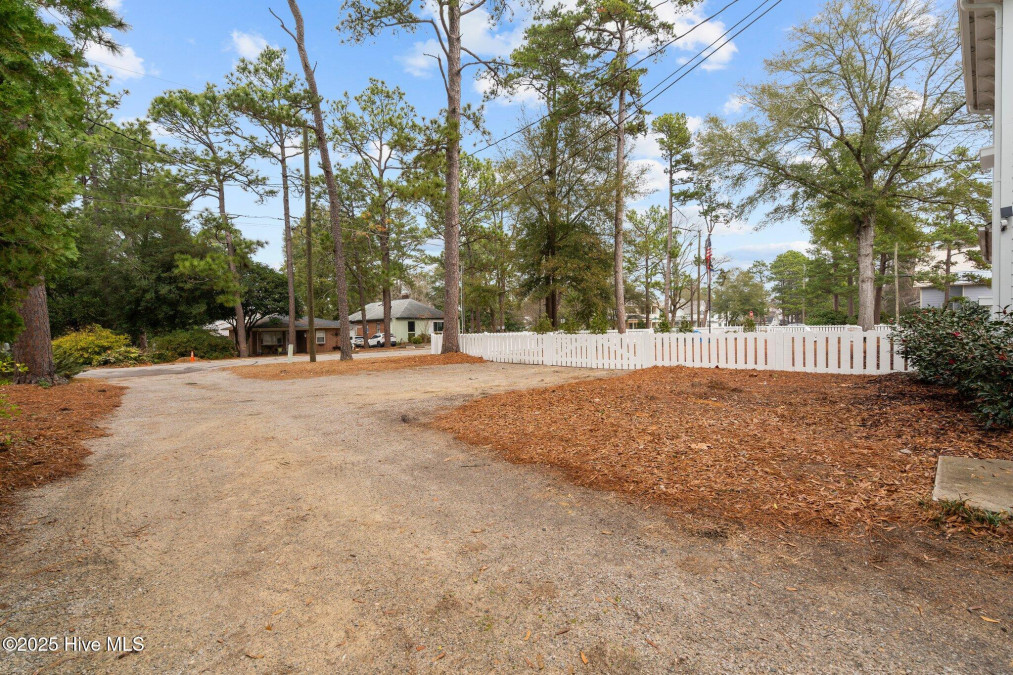 280 Connecticut Ave Southern Pines, NC 28387