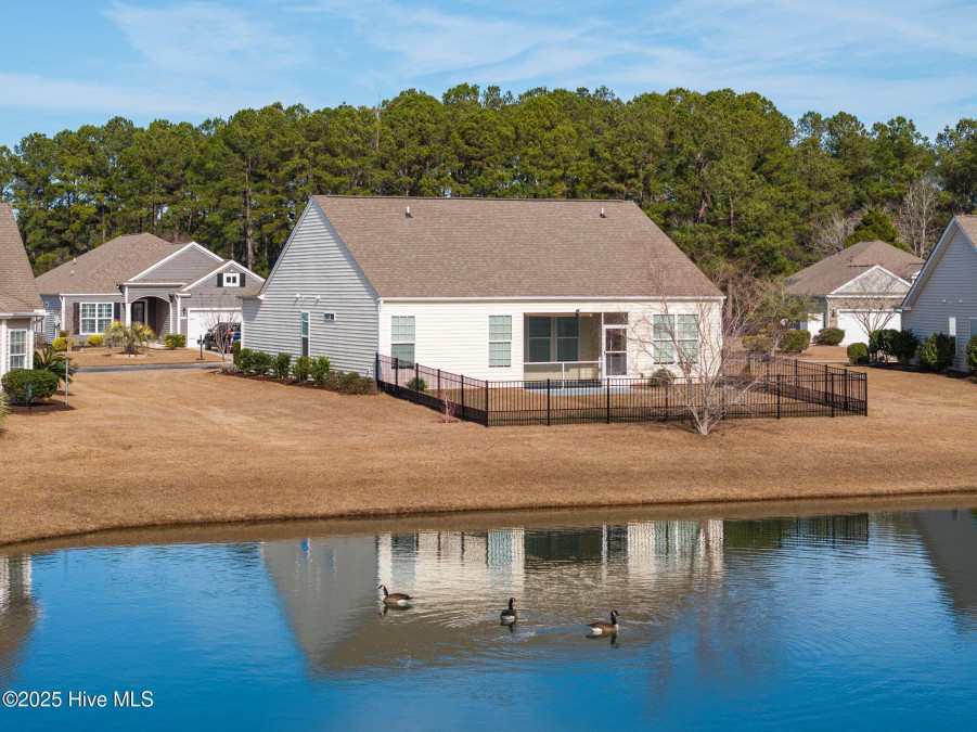 7 Coffee Mill Creek Ln Calabash, NC 28467