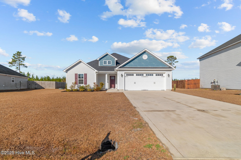 201 Moonstone Ct Jacksonville, NC 28546