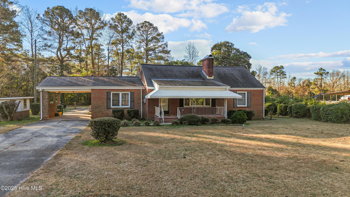 7024 Us Highway 64 Robersonville, NC 27871