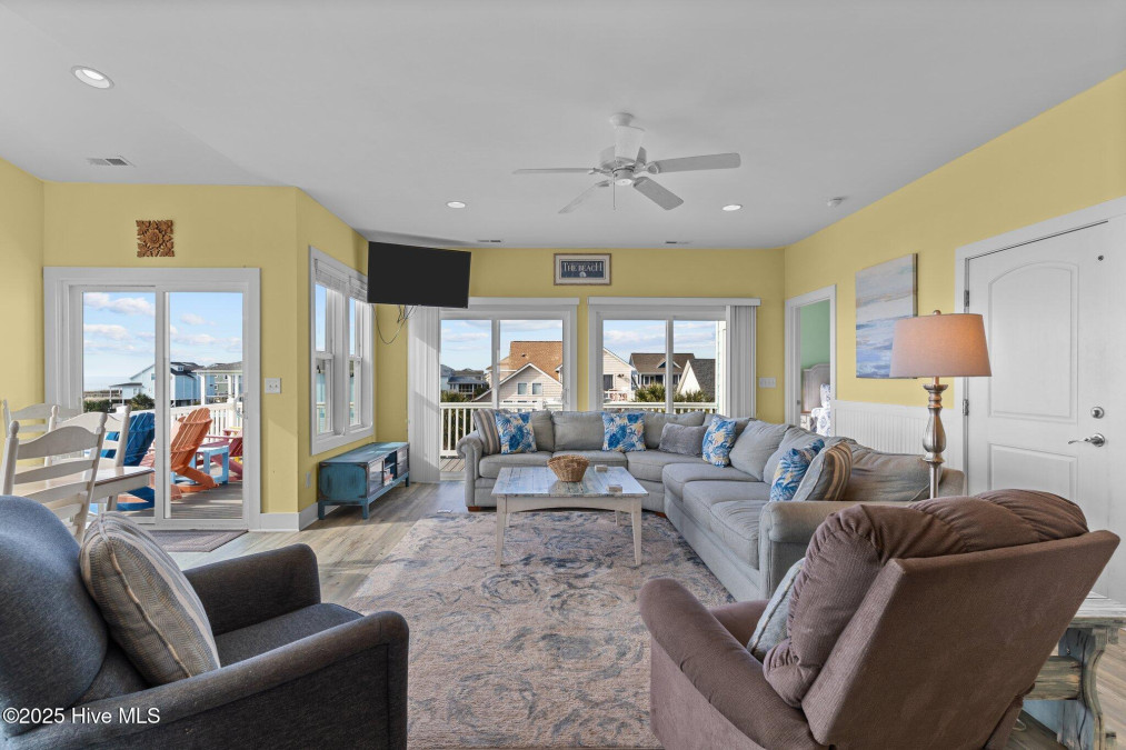 114 72nd St Oak Island, NC 28465