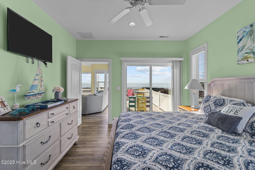 114 72nd St Oak Island, NC 28465