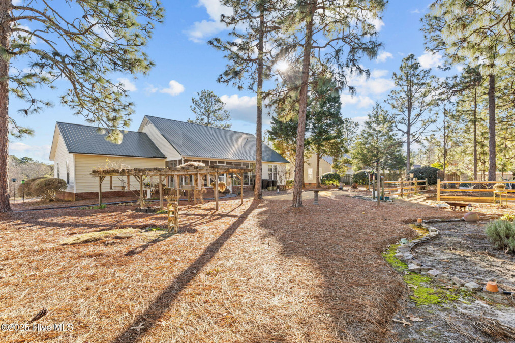 155 Queens Cove Way Whispering Pines, NC 28327