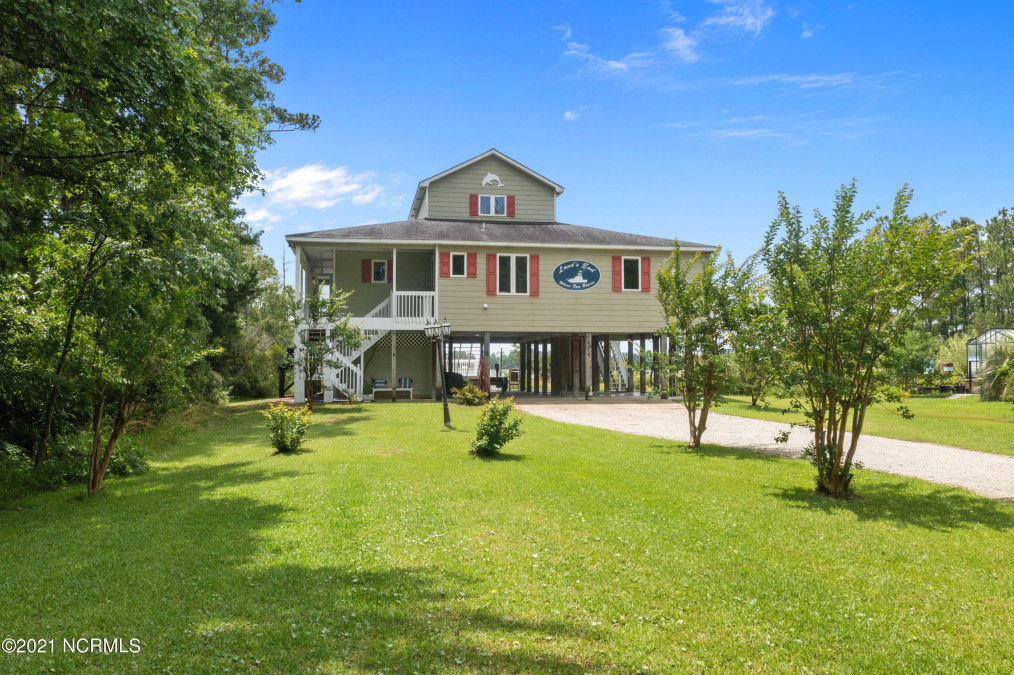 138 Wackena Way Beaufort, NC 28516