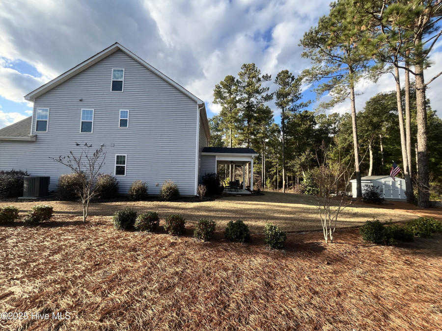 604 Crepe Myrtle Ct Aberdeen, NC 28315