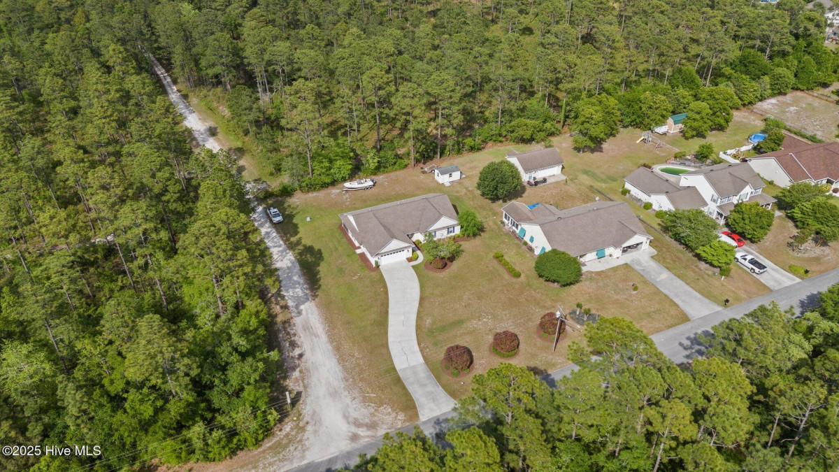 313 Star Hill Dr Cape Carteret, NC 28584