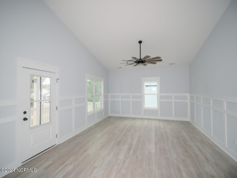 114 13th St Oak Island, NC 28465